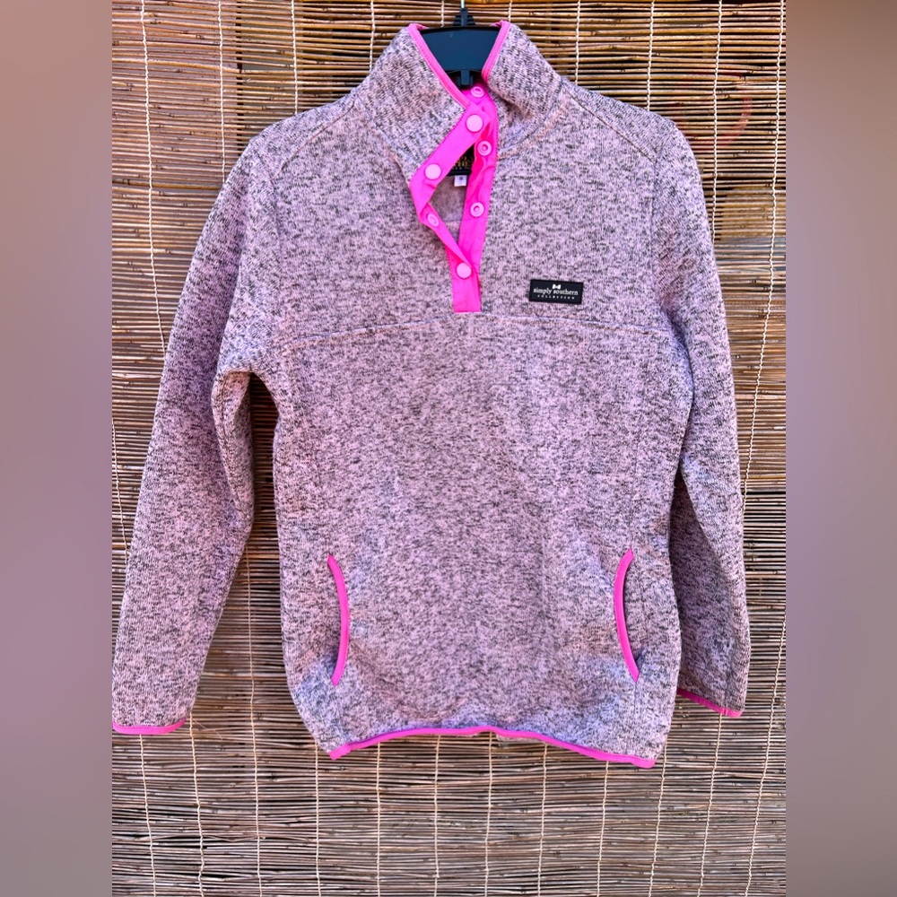 Simply southern size small pullover